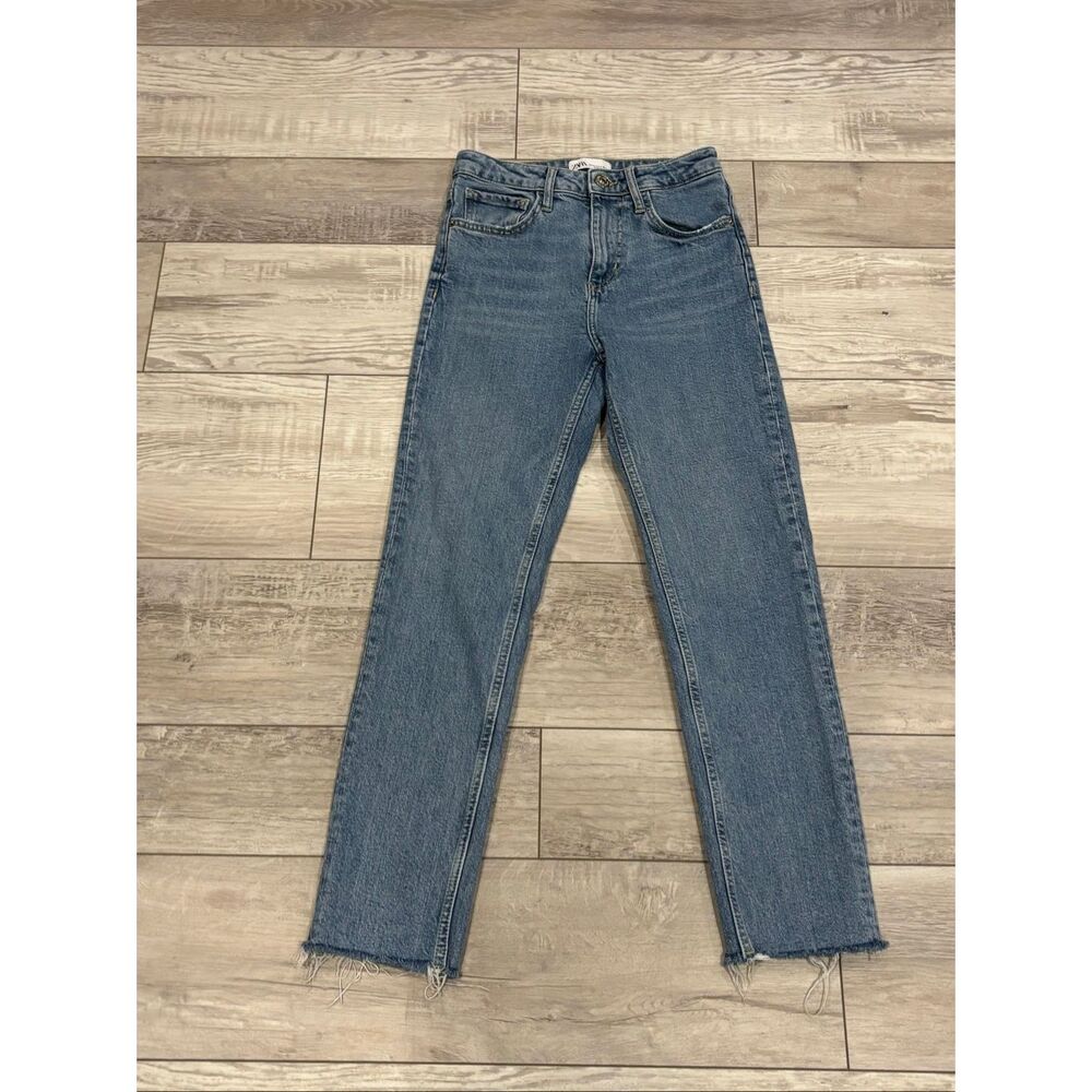 Zara Straight Leg Jeans in Medium Blue Wash